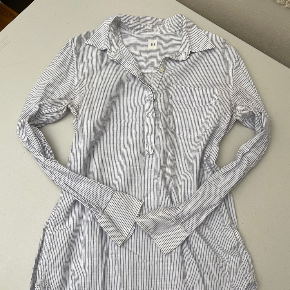 Gap pullover button up cotton shirt long sleeve blue and white stripe XS
